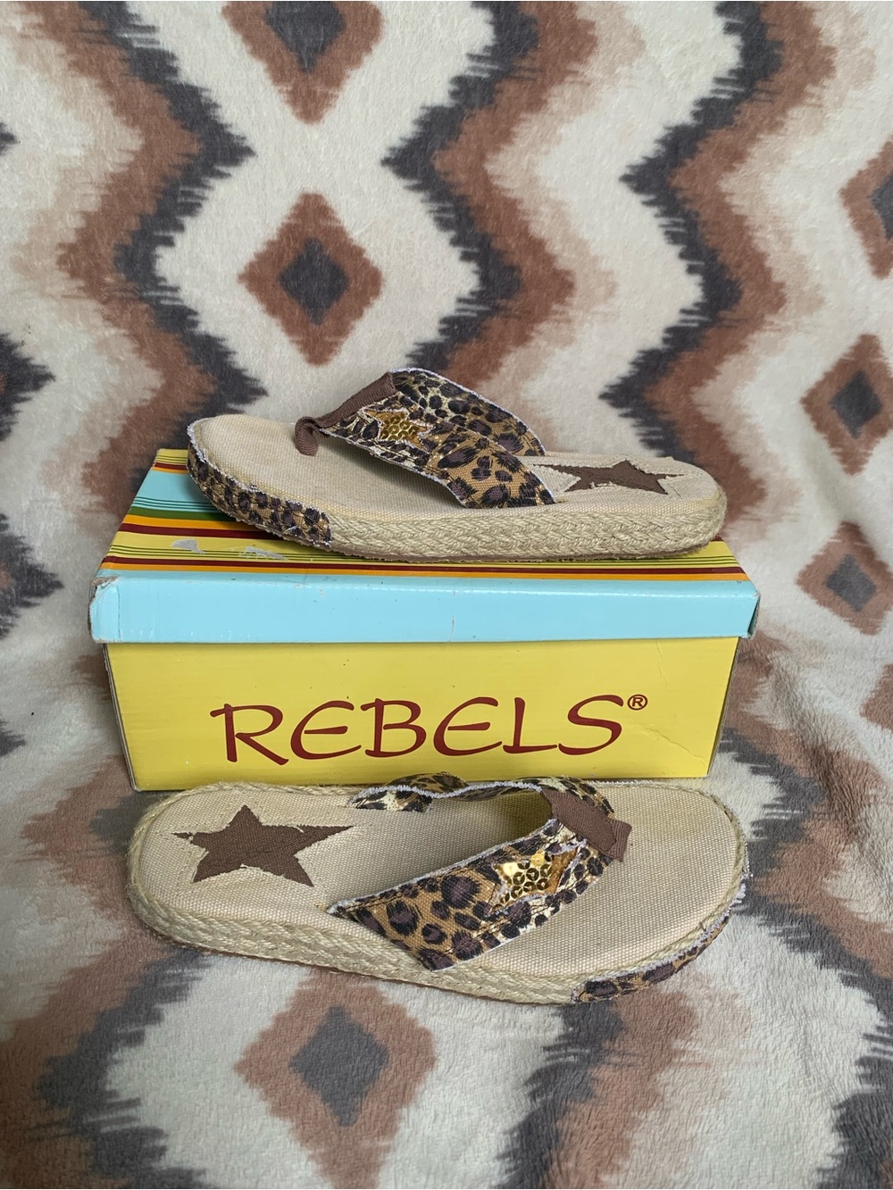 Rebels Women’s Leopard Print Platform Sandals size 8